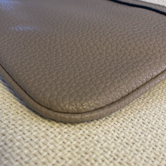 Nine West Grey Wristlet - Picture 3 of 11